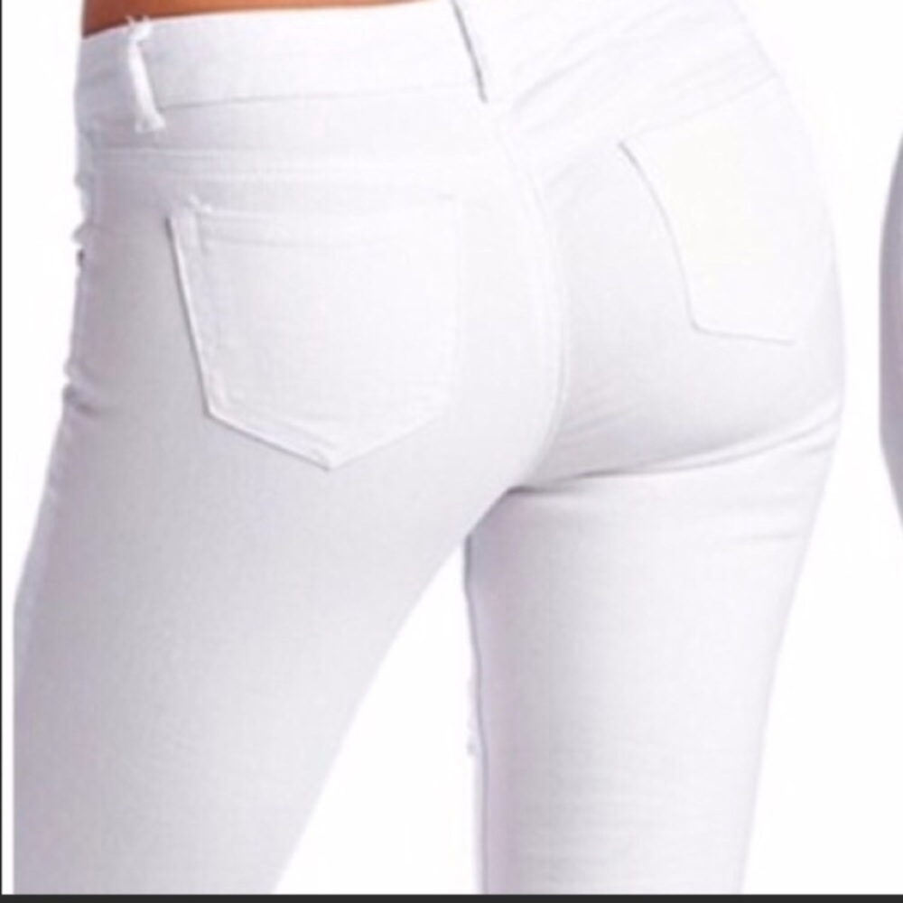 Distressed “Better Butt” White Ankle Skinny Jeans - Picture 3 of 7